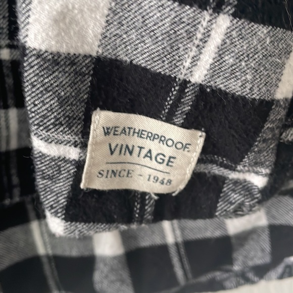 🛍️ 2/$20 Long sleeve plaid top - Picture 4 of 6